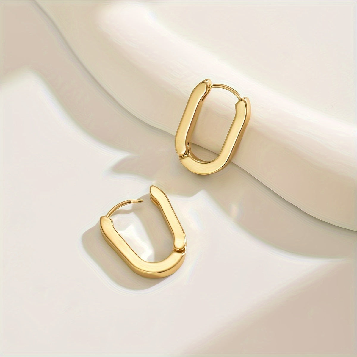 Boucles d'oreilles géométriques élégantes – photo 4/7
