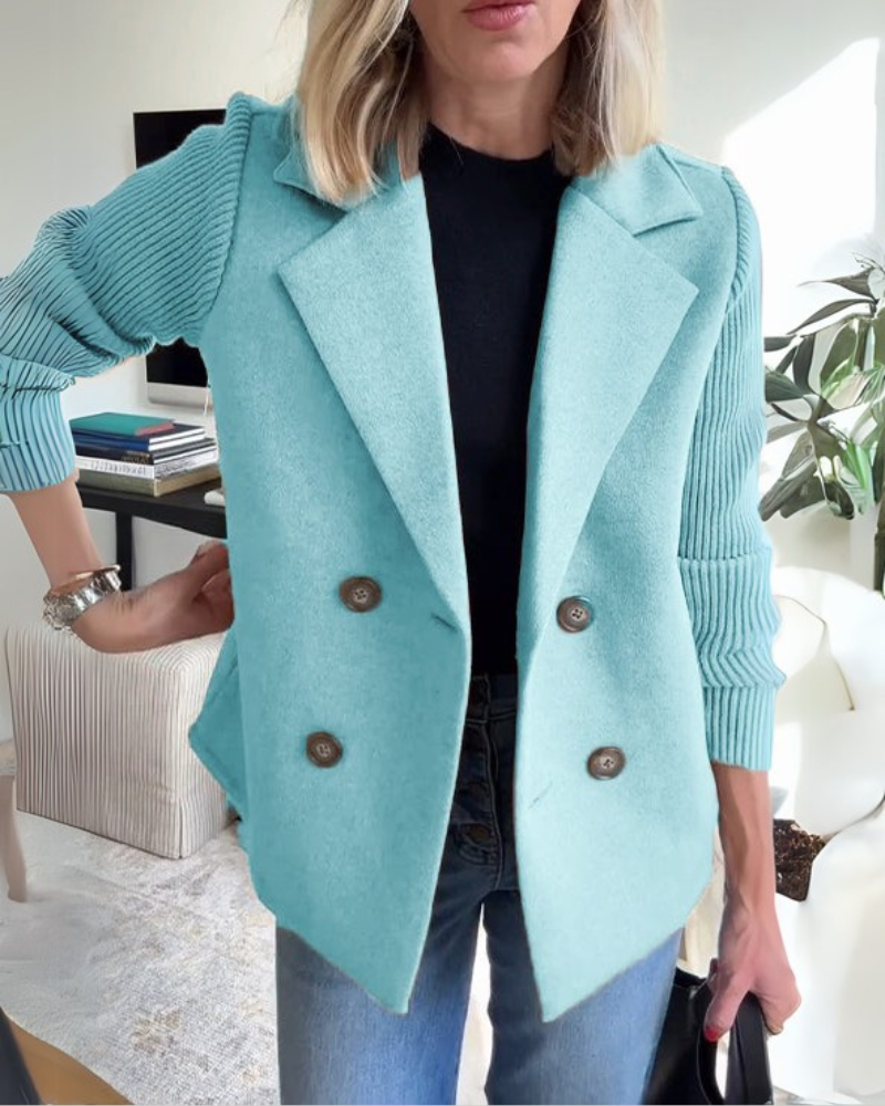 Margaux | Veste ajustée casual à volants et boutons