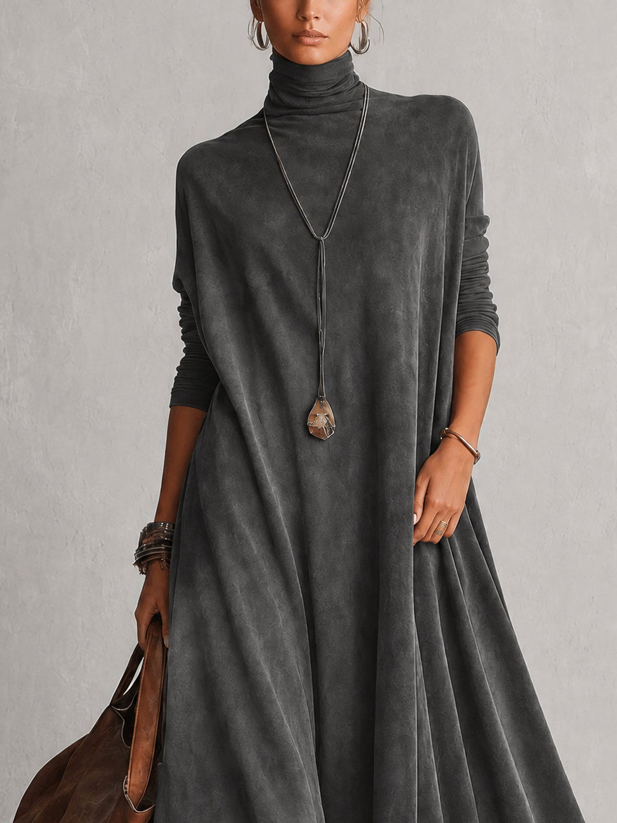 Colette | Robe Longue Effet Daim à Ourlet en Dentelle