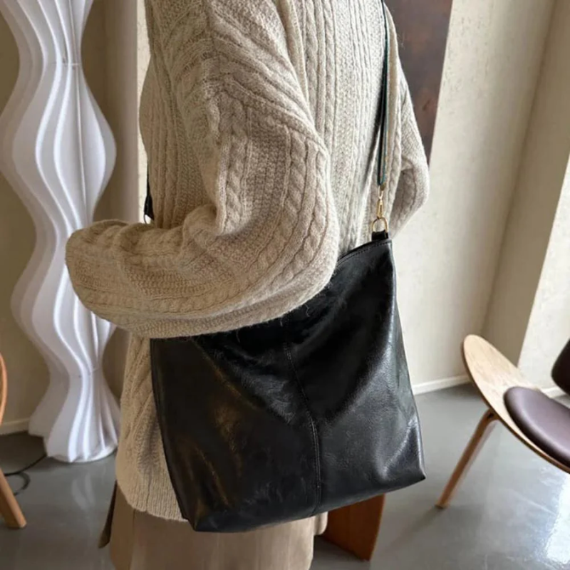 Patricia | Sac Bandoulière Vintage en Similicuir – photo 4