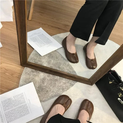 Michelle | Ballerines Tabi en cuir souple – photo 11