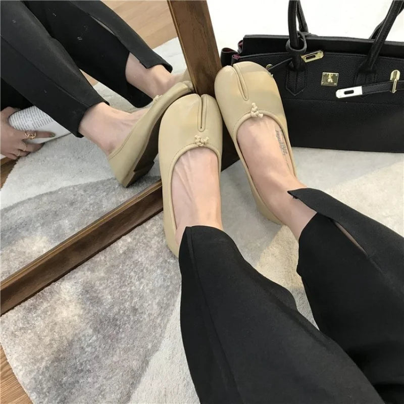 Michelle | Ballerines Tabi en cuir souple – photo 10
