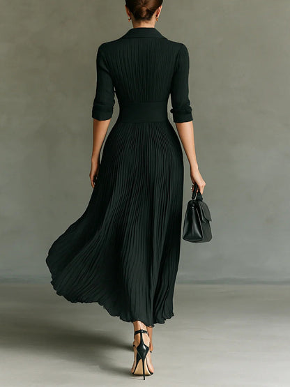 Laurence – Robe Longue Plissée à Revers et Taille Haute