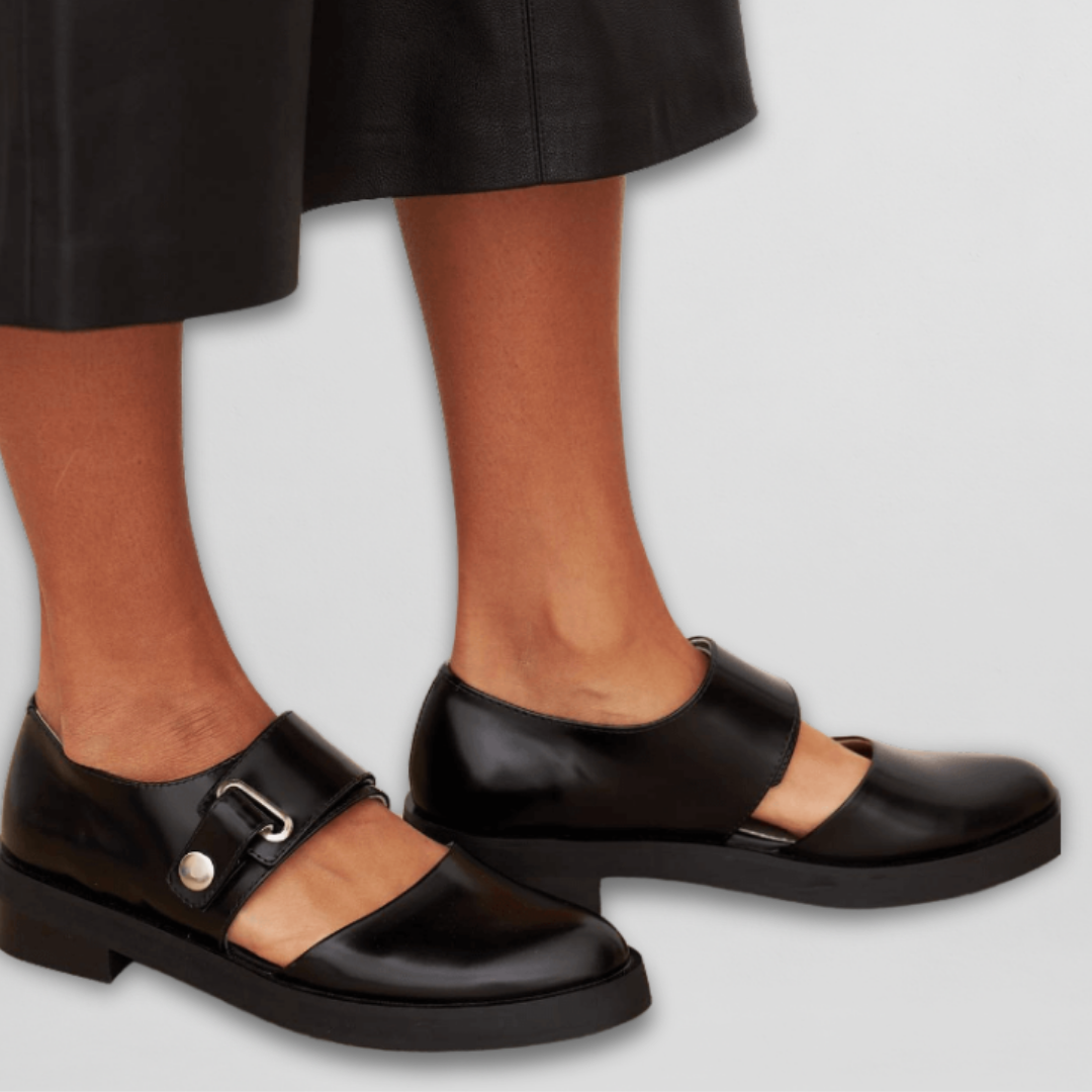 Joëlle | Mary Janes classiques avec boucle réglable – photo 1