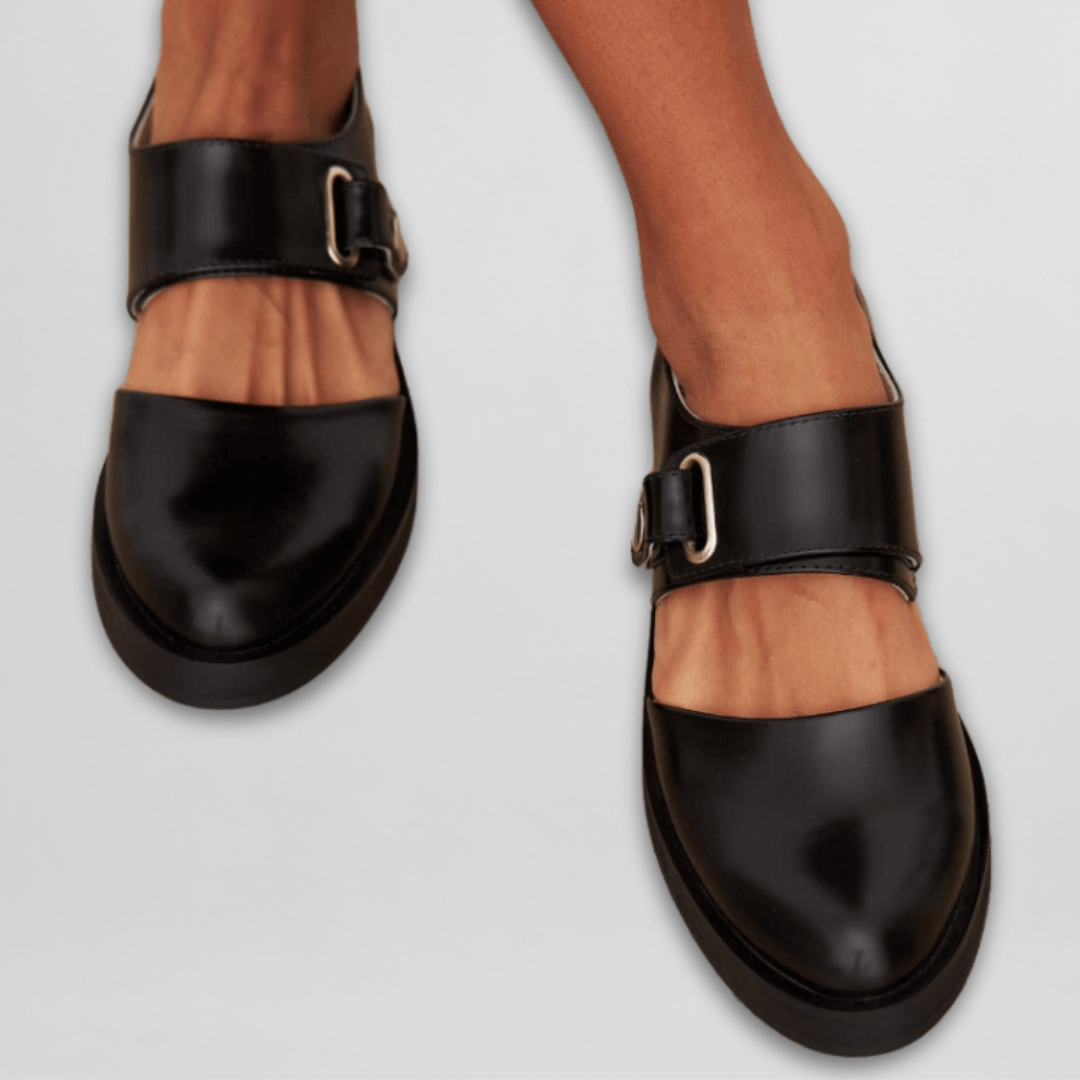 Joëlle | Mary Janes classiques avec boucle réglable – photo 2