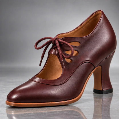 Audrey | Escarpin à lacets en cuir grenat, talon galbé et découpe ajourée