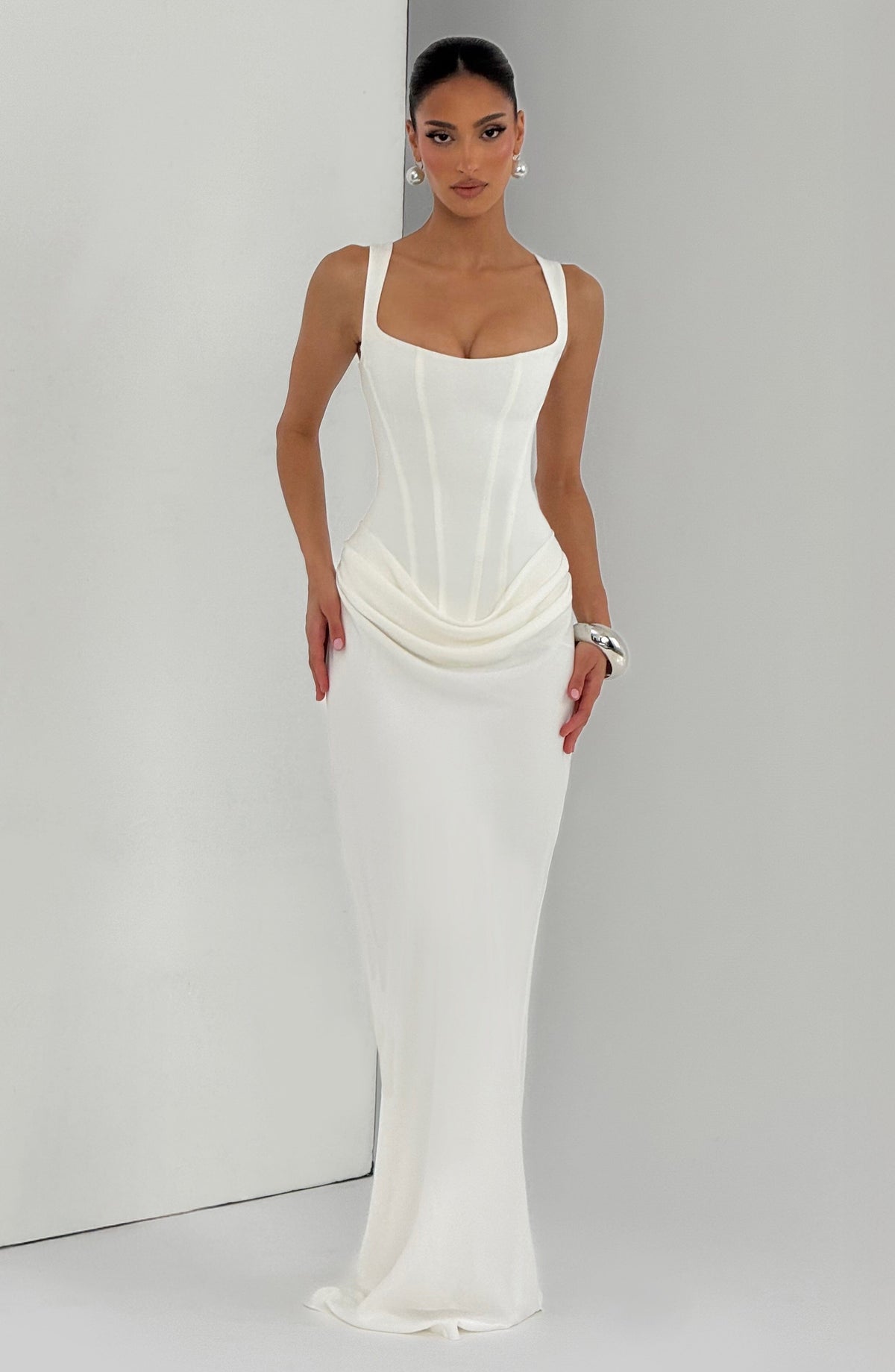 Christine – Robe Maxi à Col Carré