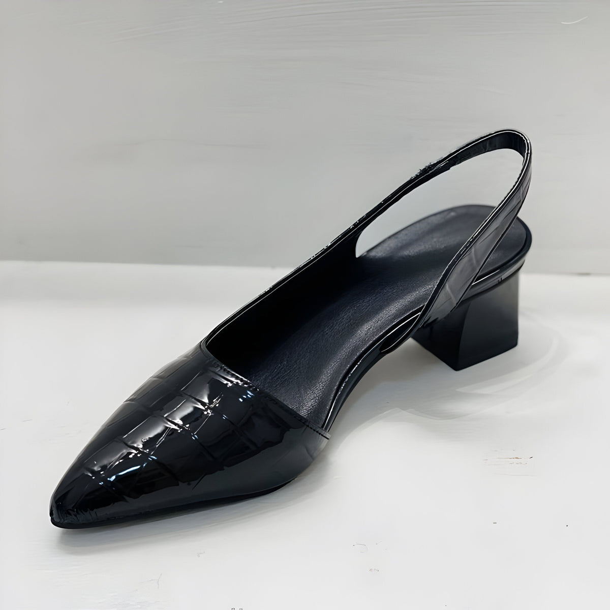 Rolande | Chaussures à talons et à bout large – photo 1