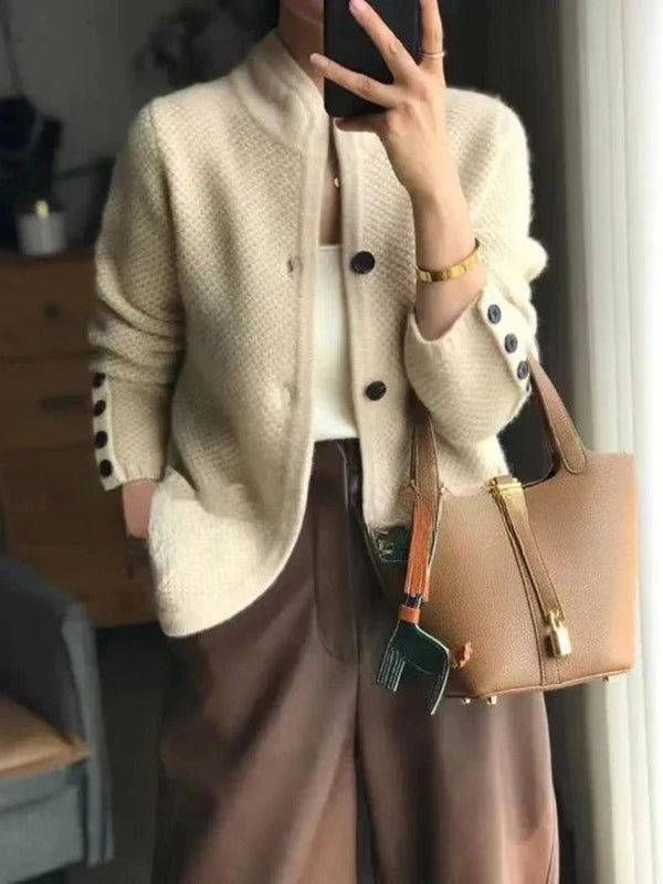 Penelope | Cardigan en maille de laine à boutons